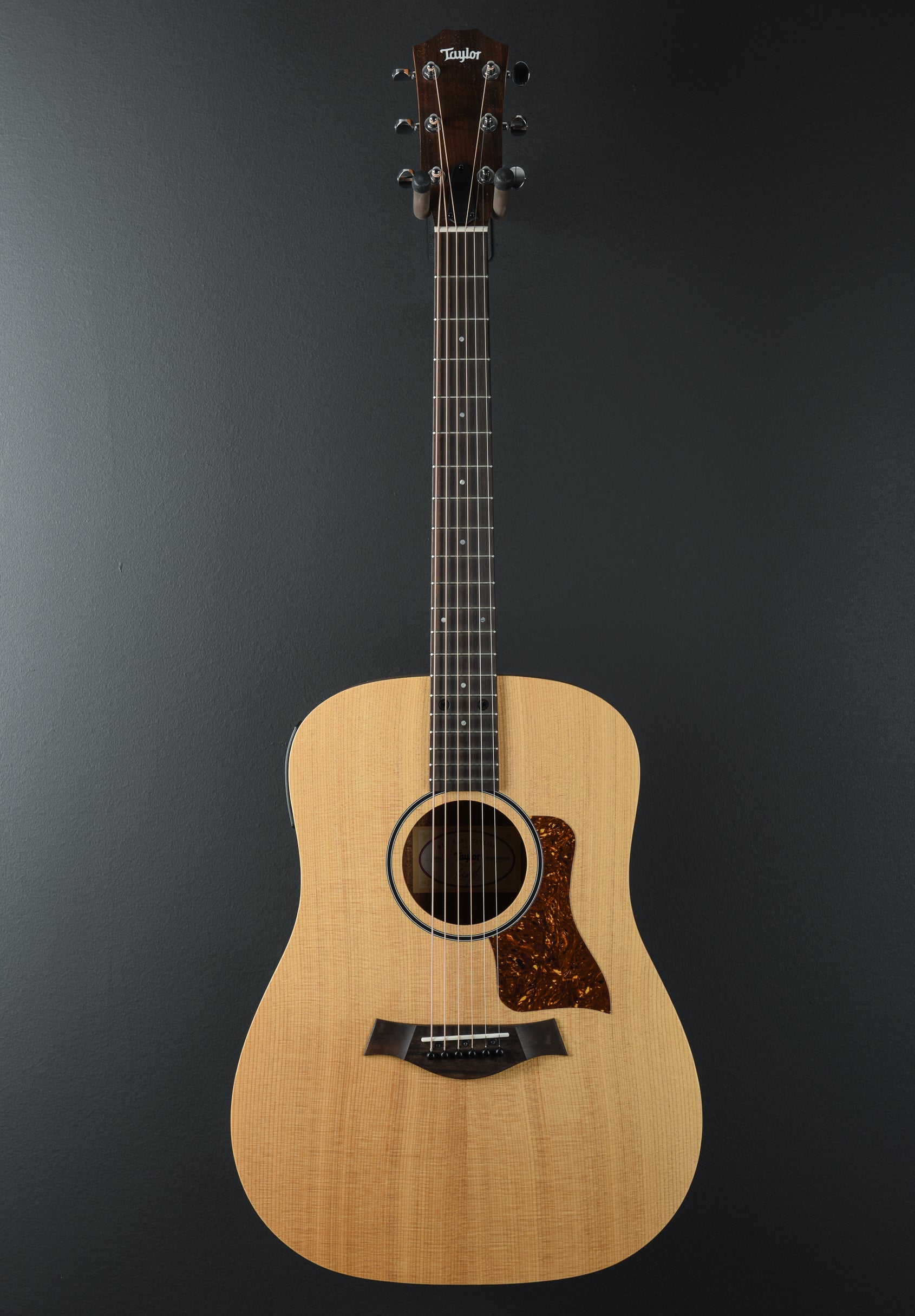 Academy 10 – Dave's Guitar Shop