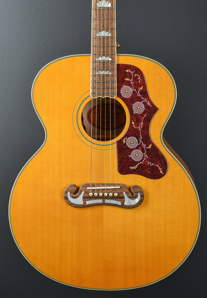 "Inspired by Gibson" J-200 - Aged Gloss Antique Natural
