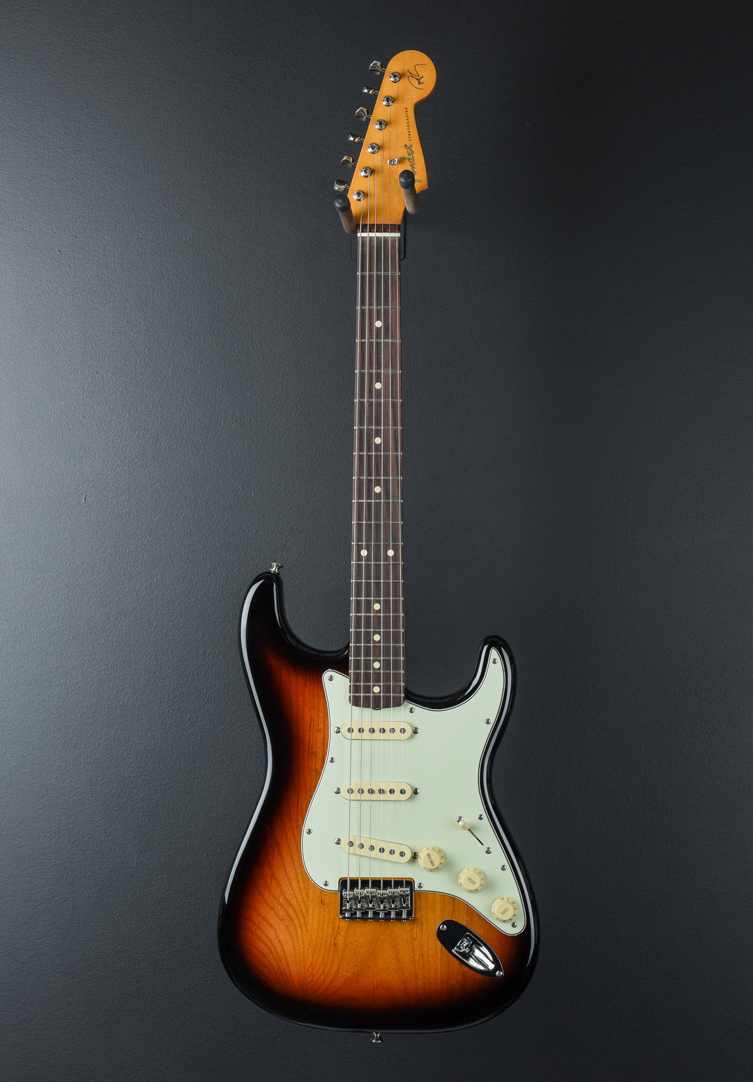 Robert Cray Stratocaster - 3 Color Sunburst