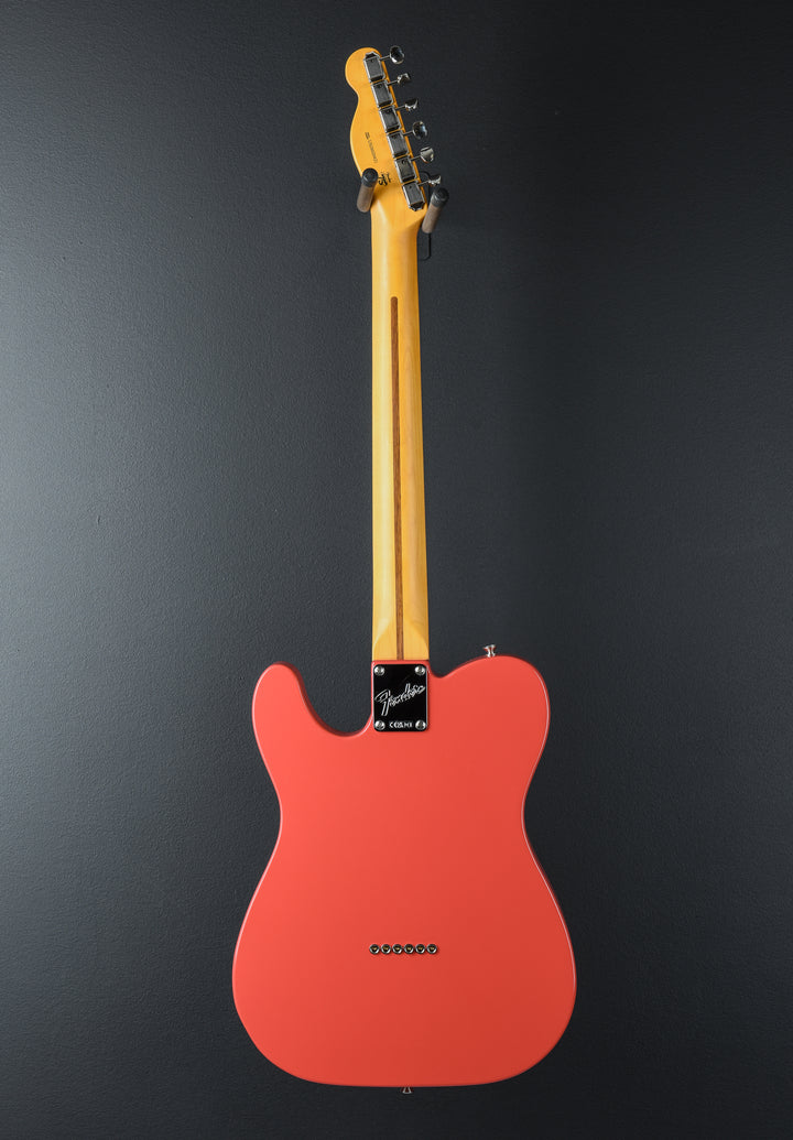 American Professional Classic Telecaster - Faded Dakota Red w/Rosewood