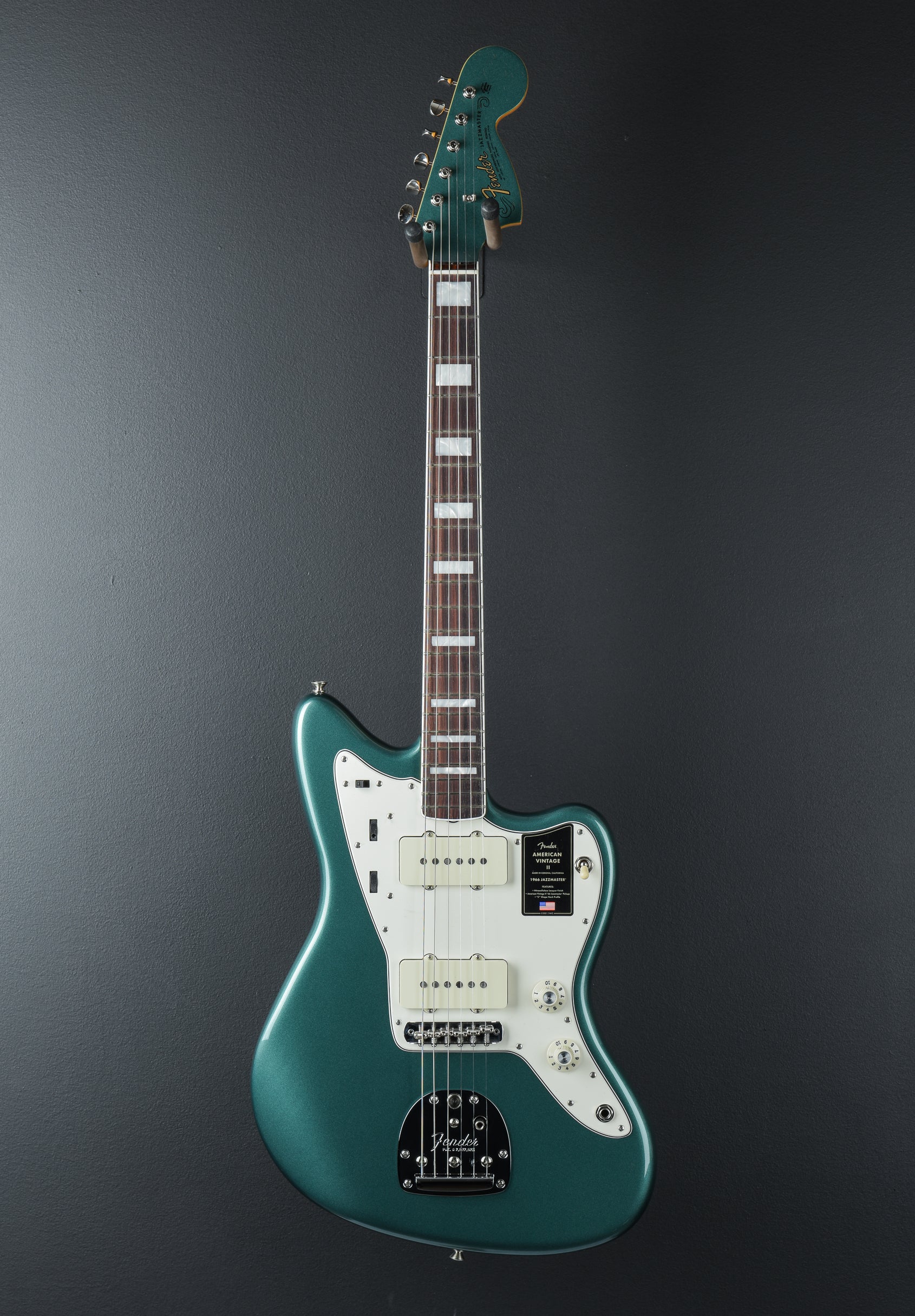American Vintage II 1966 Jazzmaster - Sherwood Green Metallic