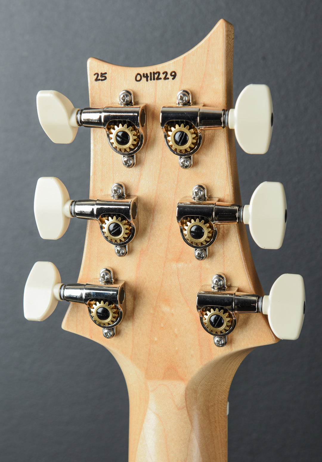 NF53 - Vintage Natural