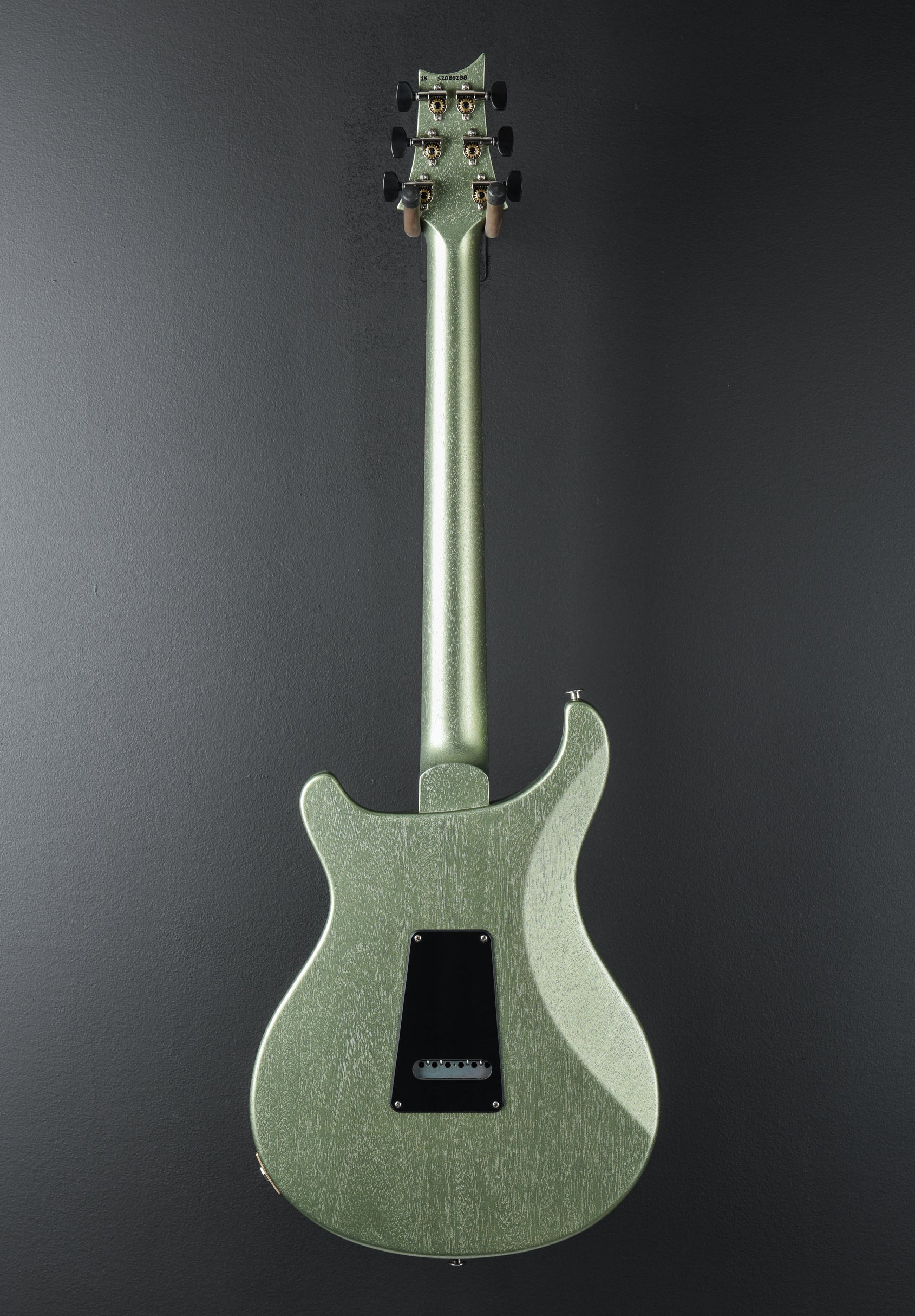 S2 Standard 22 Satin - Mavis Mint Metallic – Dave's Guitar Shop