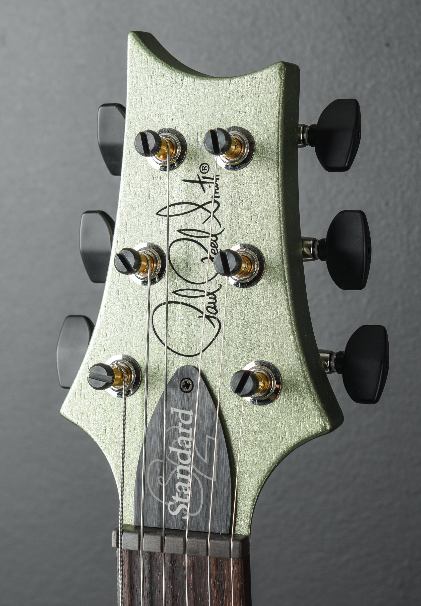 S2 Standard 22 Satin - Mavis Mint Metallic – Dave's Guitar Shop