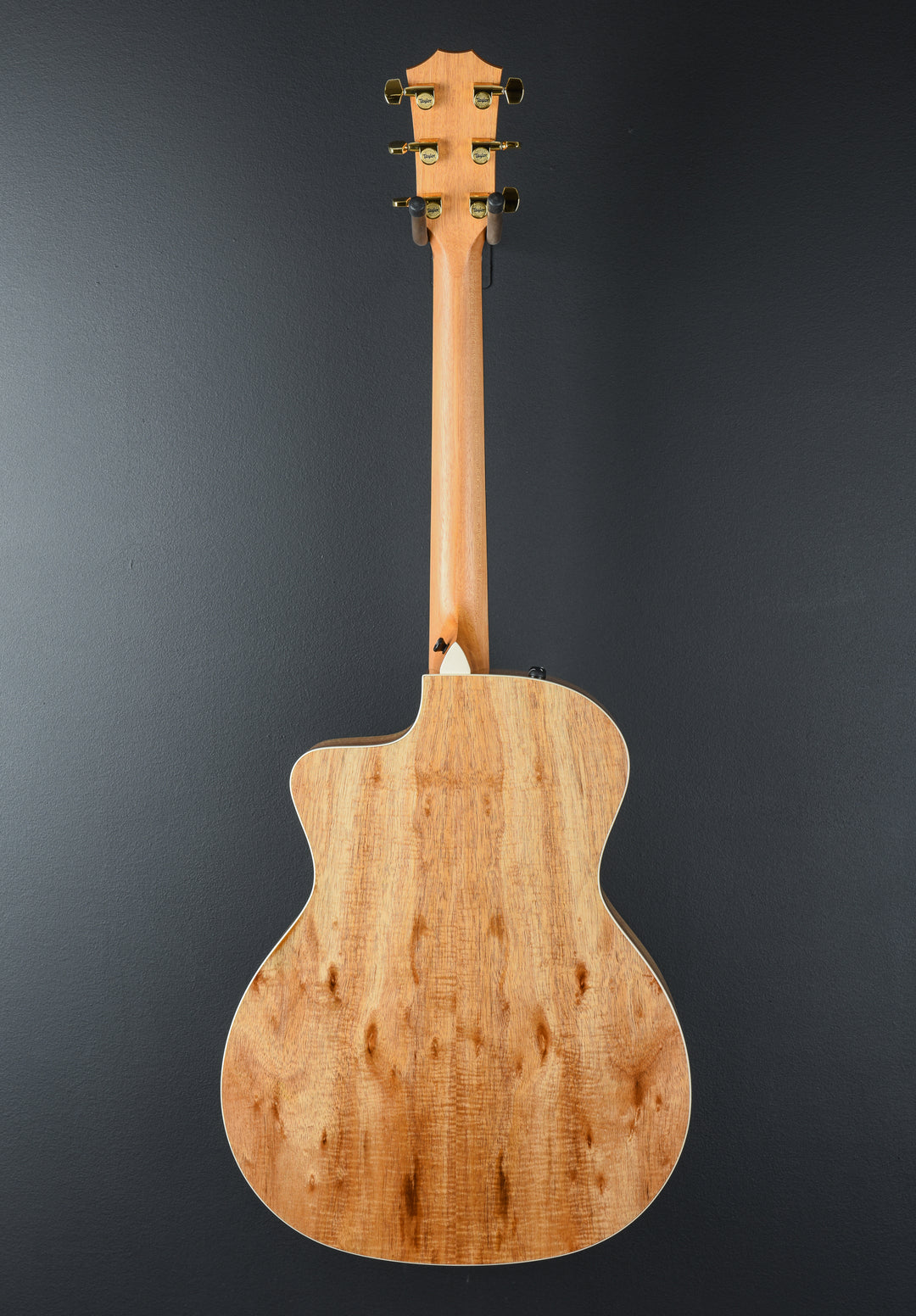 USED 214CE-K DLX &