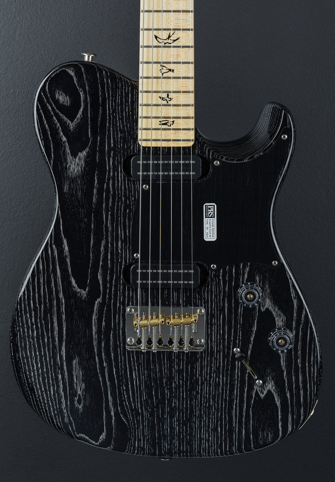 NF53 - Black Doghair