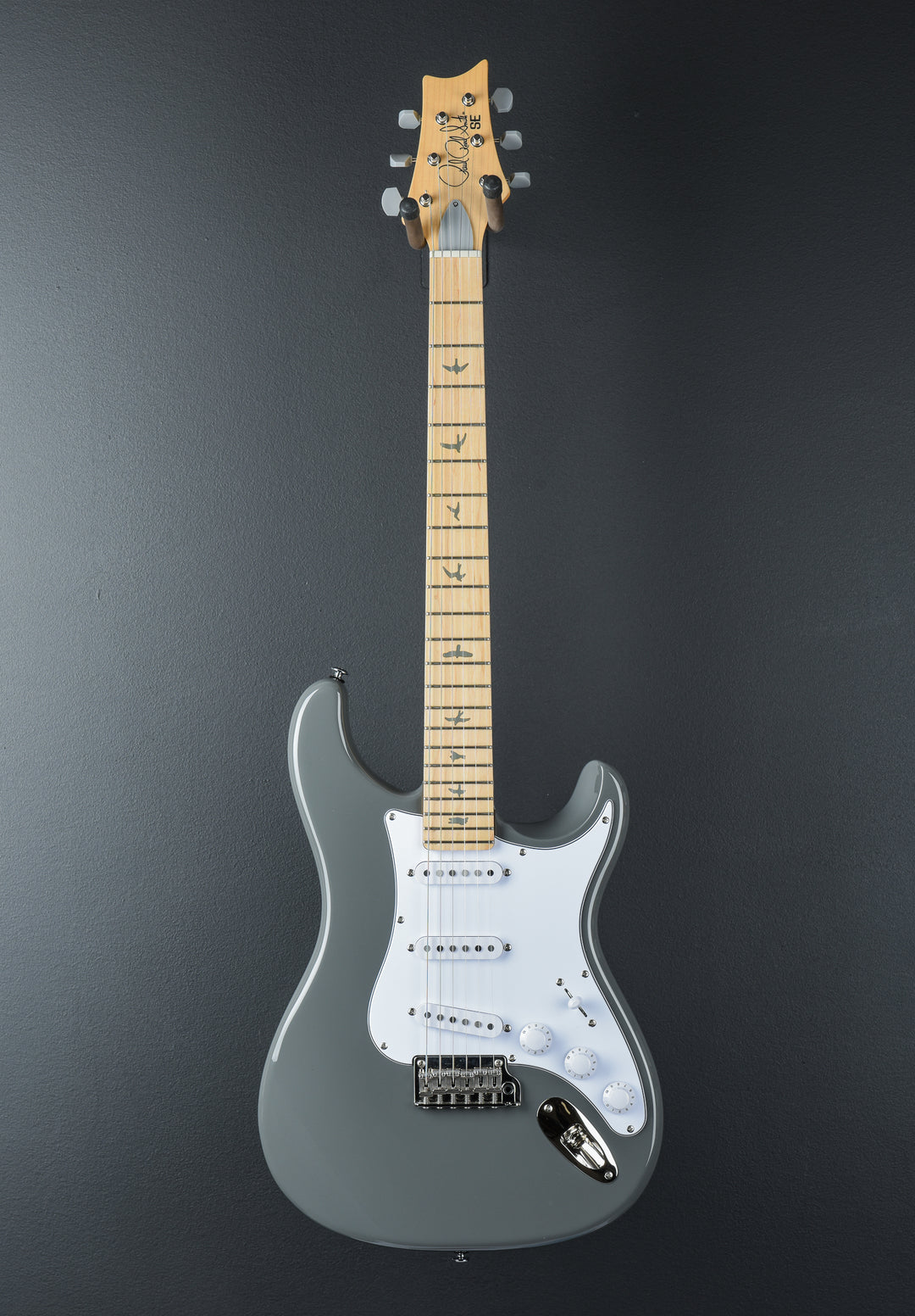 SE Silver Sky w/ Maple &