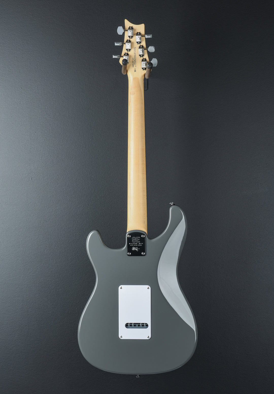 SE Silver Sky w/ Maple &