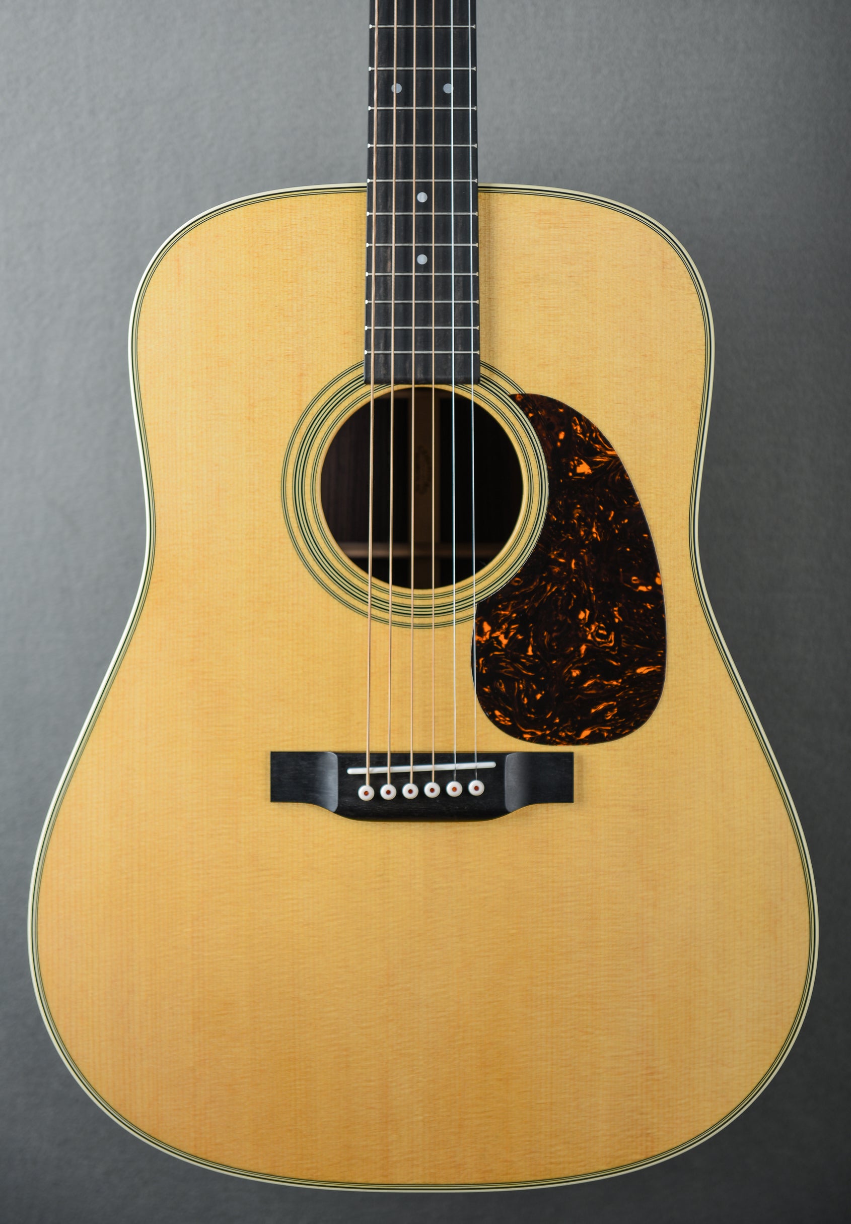 D-28 – Dave's Guitar Shop