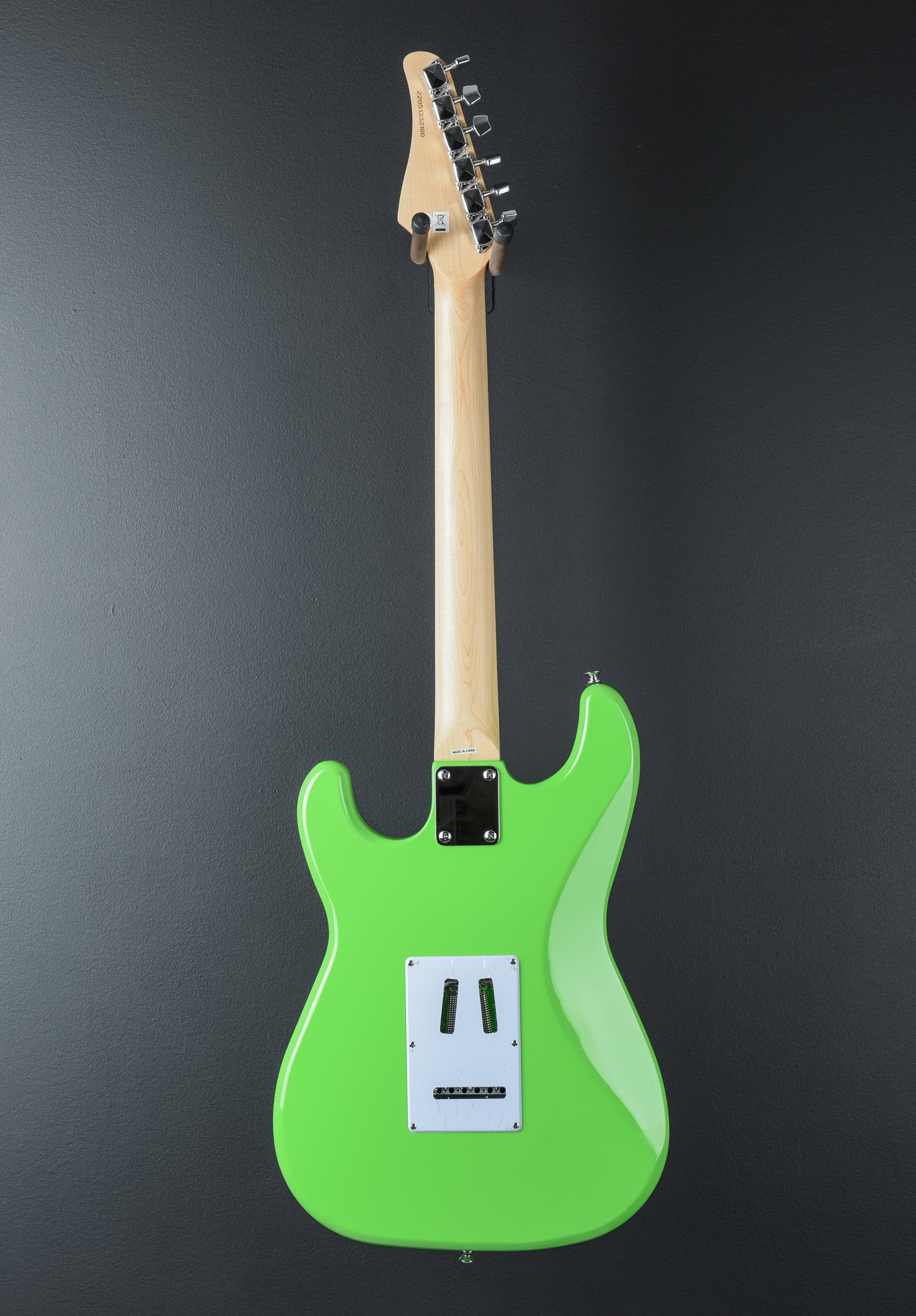 Focus VT-211S - Neon Green – Dave's Guitar Shop