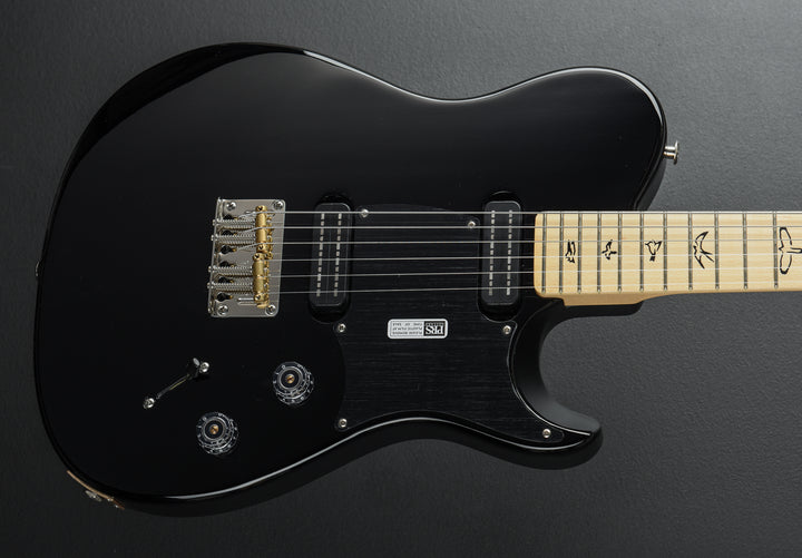 NF53 - Black