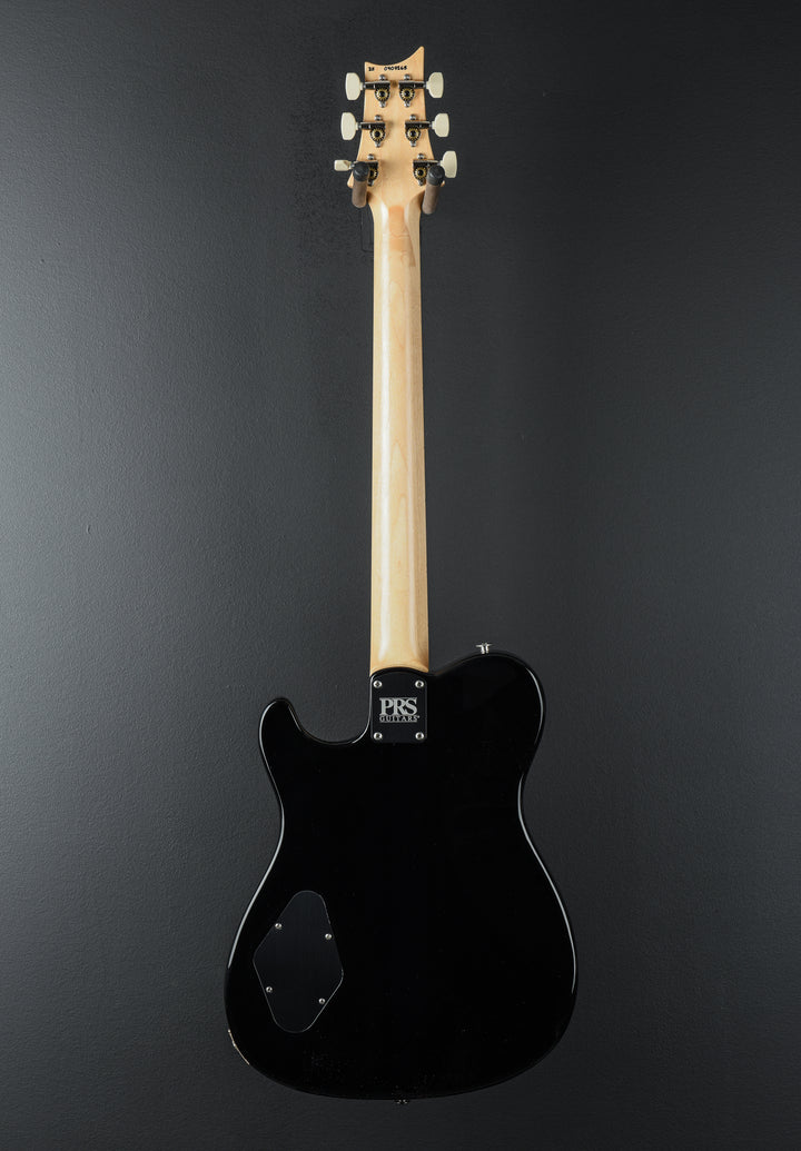 NF53 - Black
