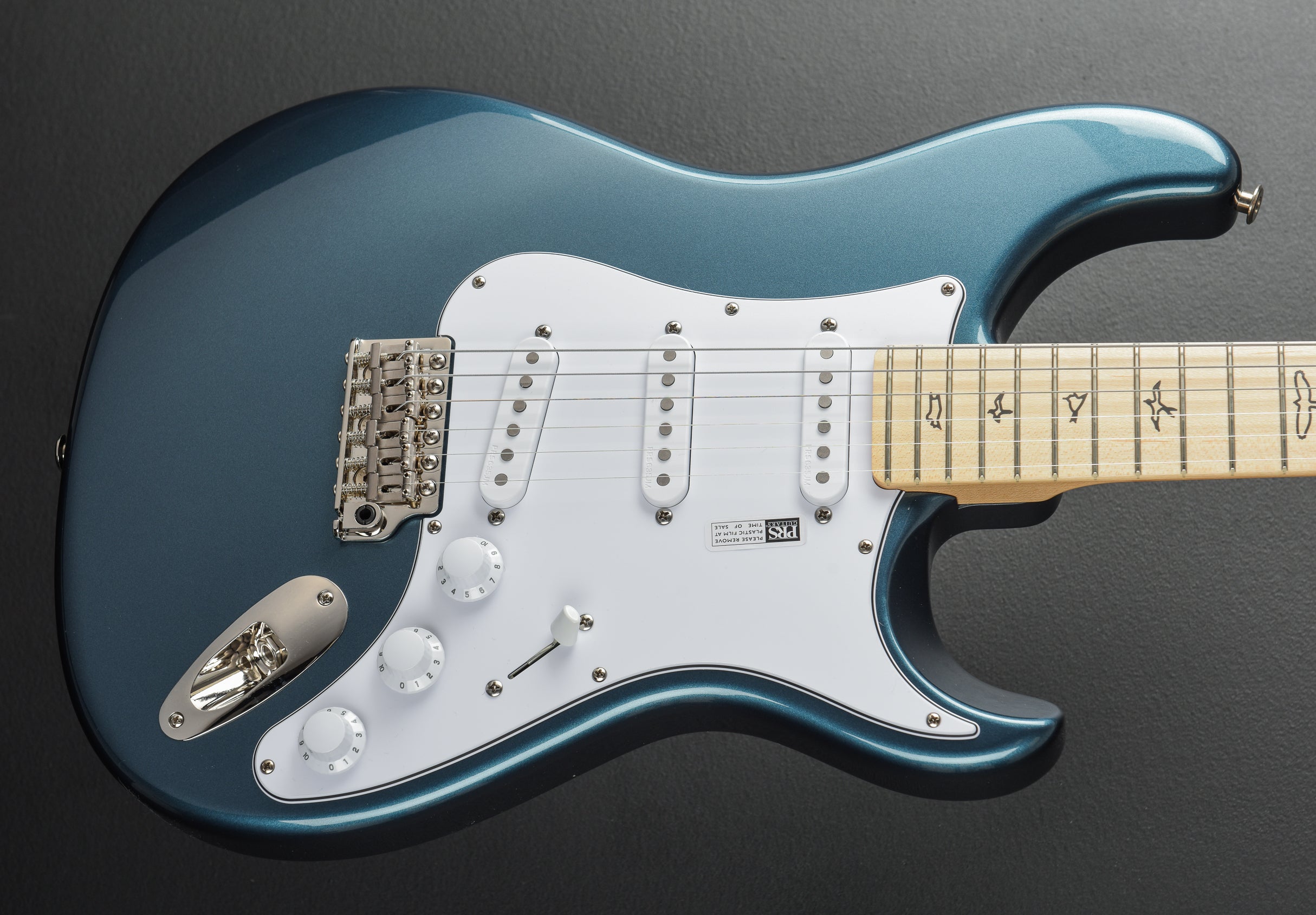 John Mayer Silver Sky - Venetian Blue w/Maple – Dave's Guitar Shop