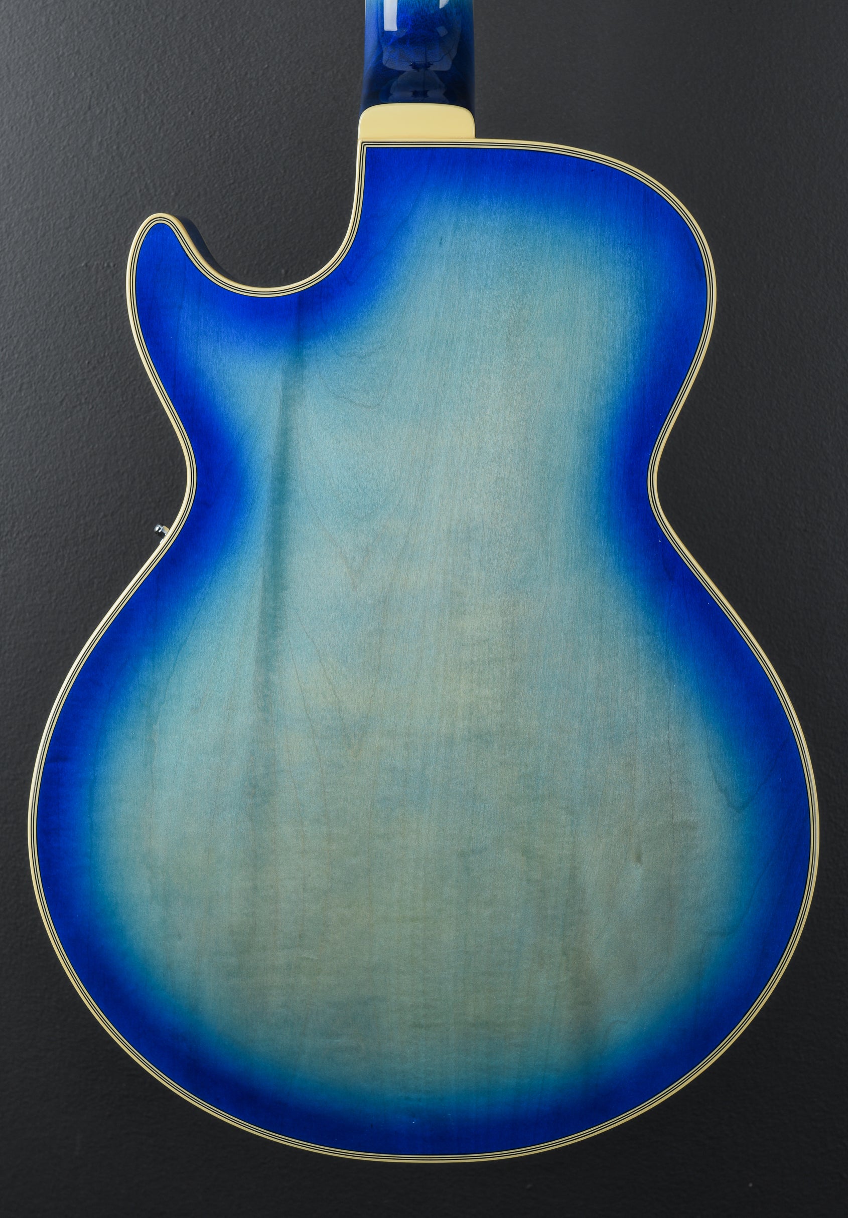 GB10EMJBB George Benson Signature Hollowbody - Jet Blue Burst