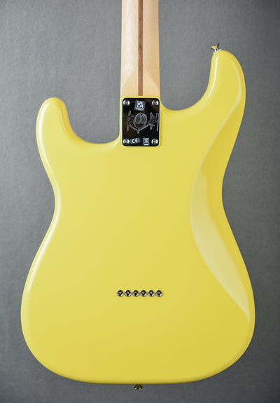Limited Edition Tom DeLonge Stratocaster - Graffiti Yellow