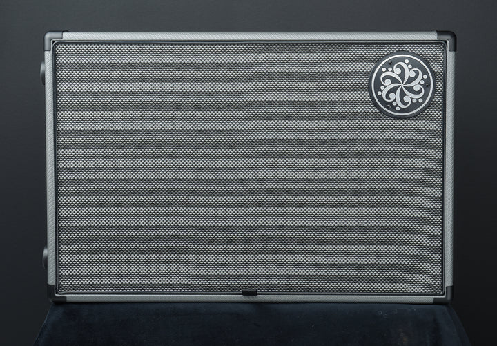 DG210N 2x10 Cab