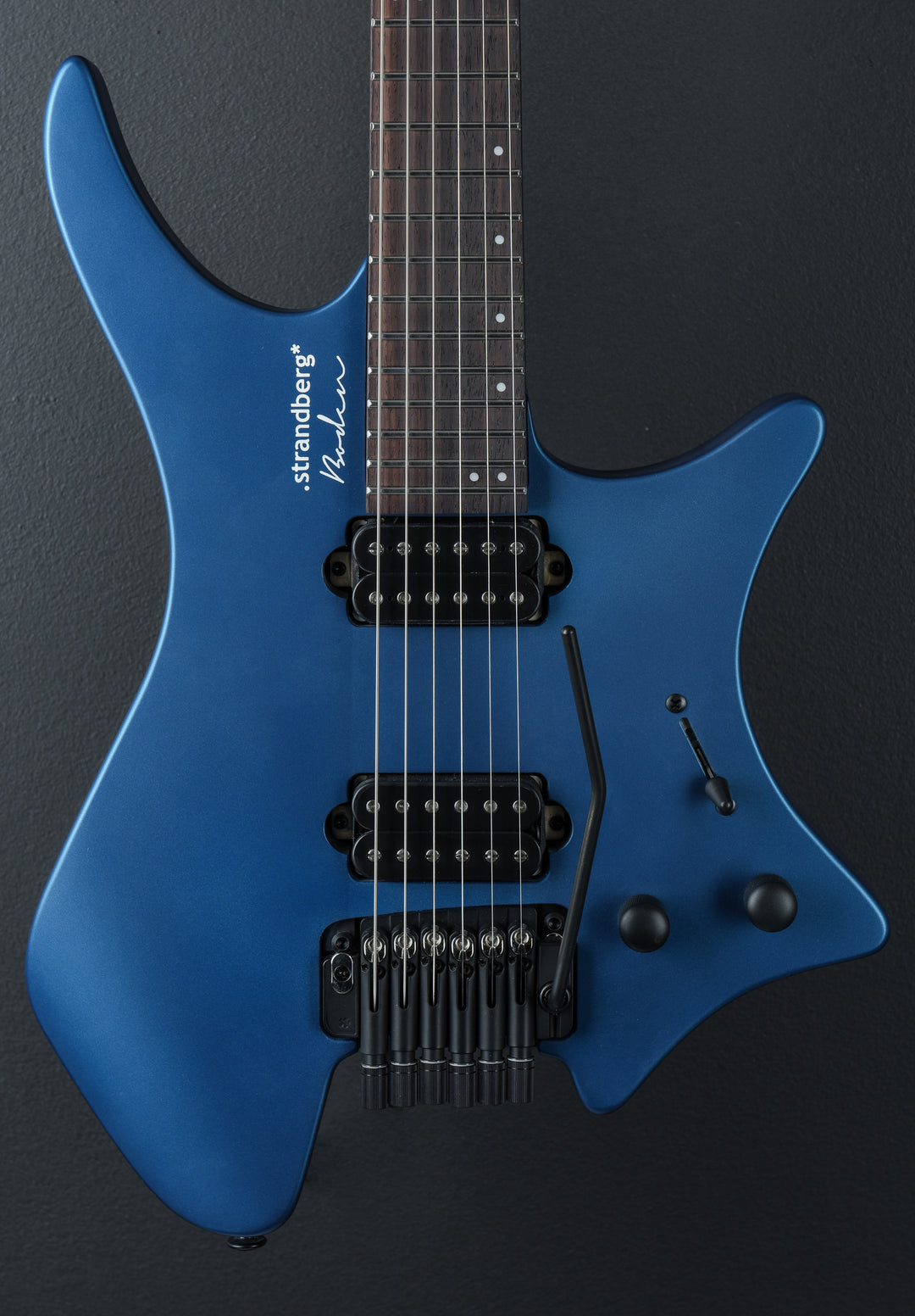 Boden Essential 6 Tremolo - Whale Blue