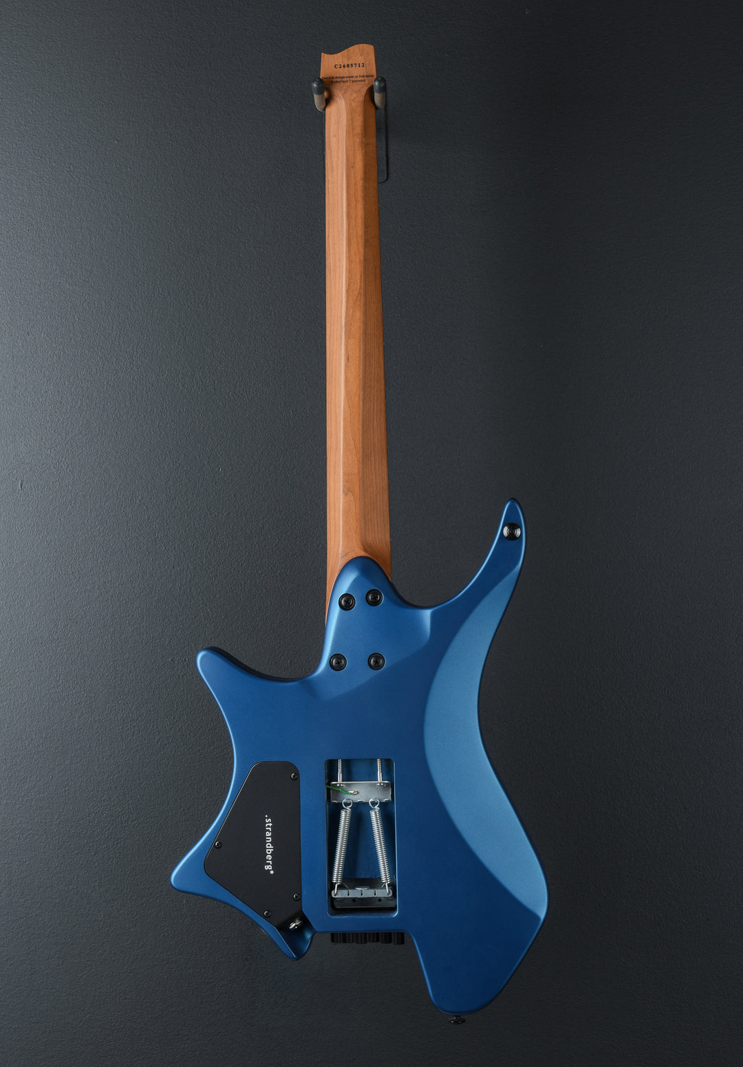 Boden Essential 6 Tremolo - Whale Blue