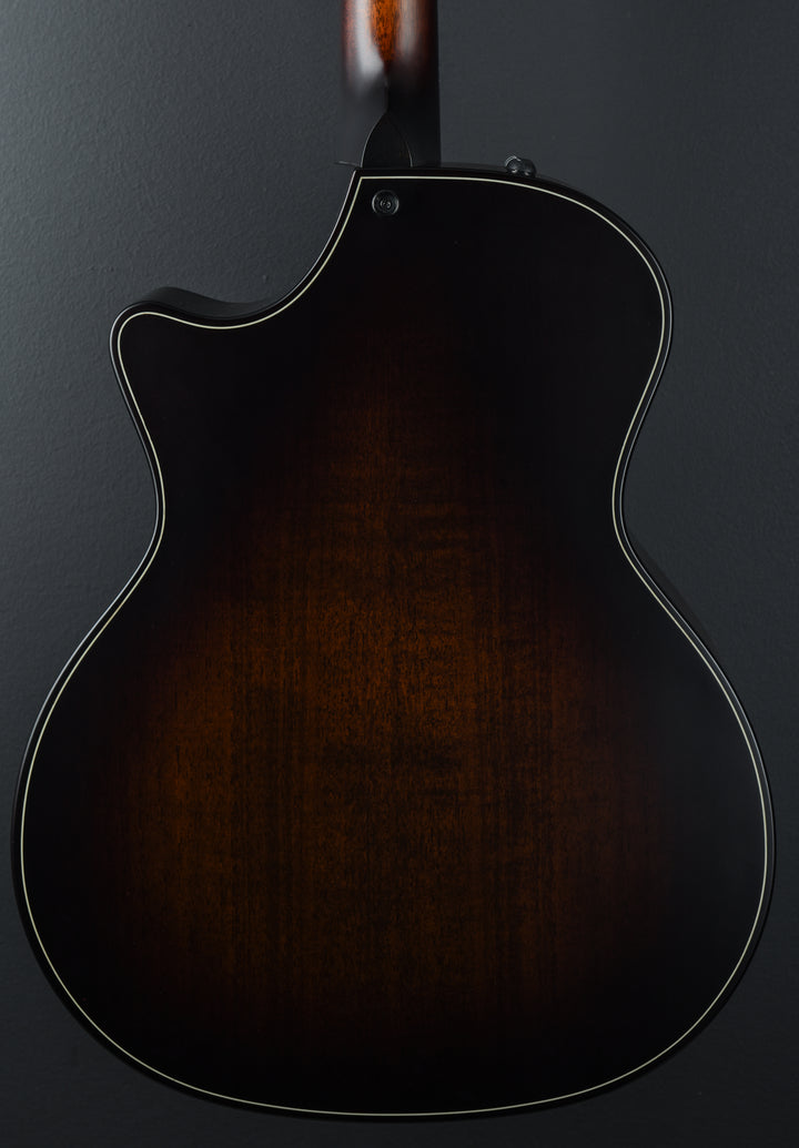 Builder's Edition 324CE '24