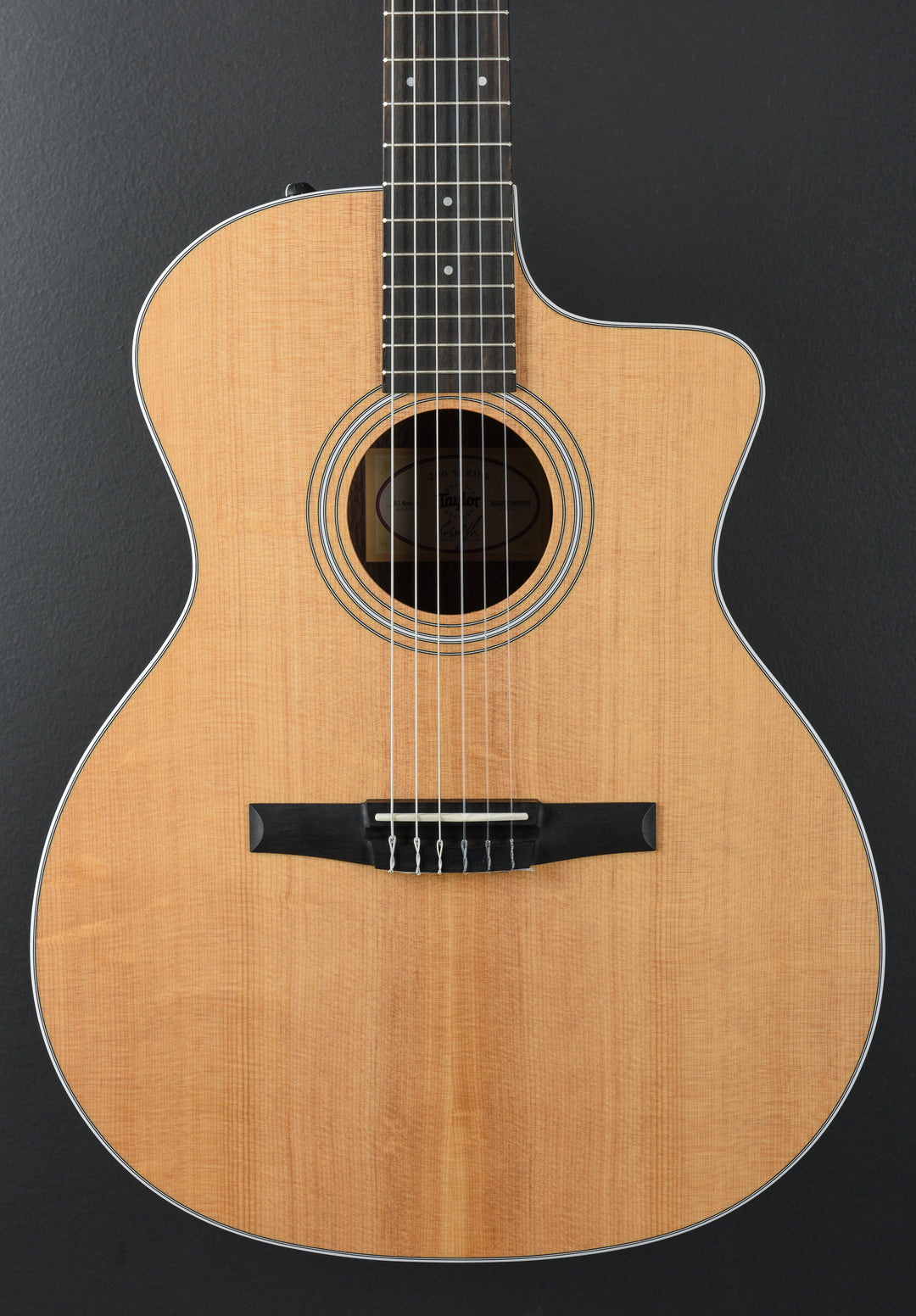 214CE-N Walnut '25