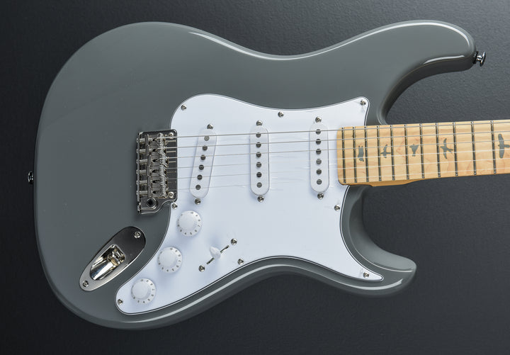SE Silver Sky w/Maple '24