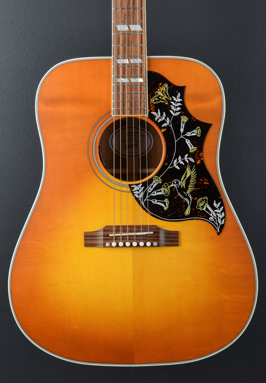 Hummingbird Standard Faded - Heritage Cherry Sunburst