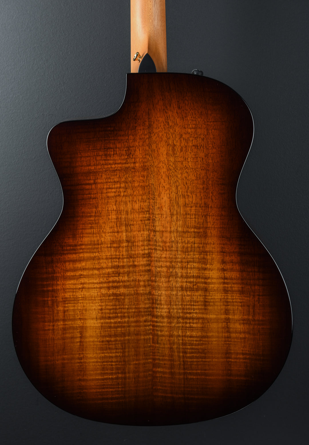 224CE-K DLX '25