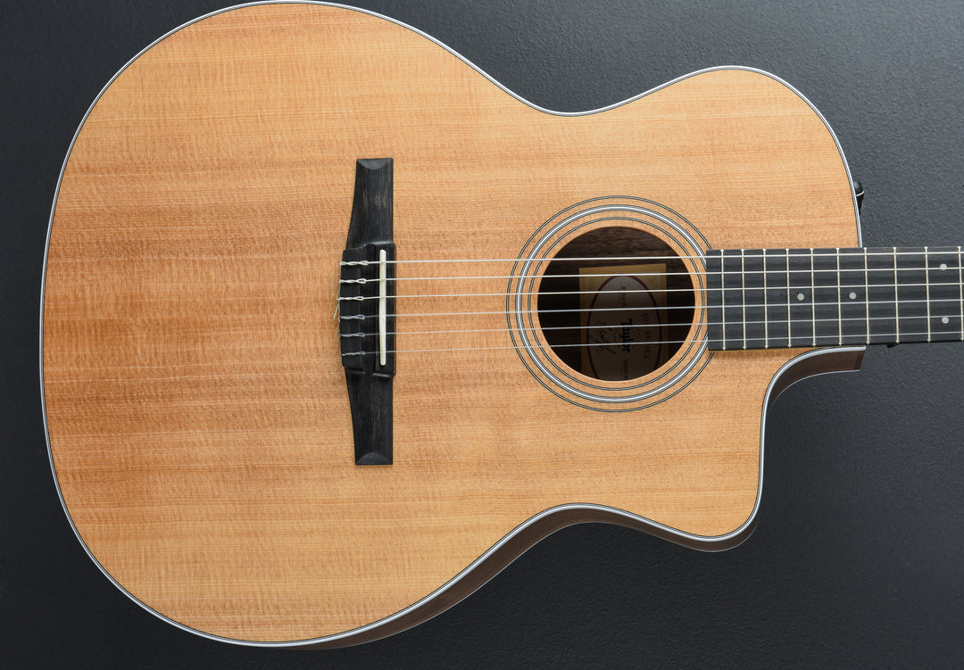 USED 214CE-N Walnut &