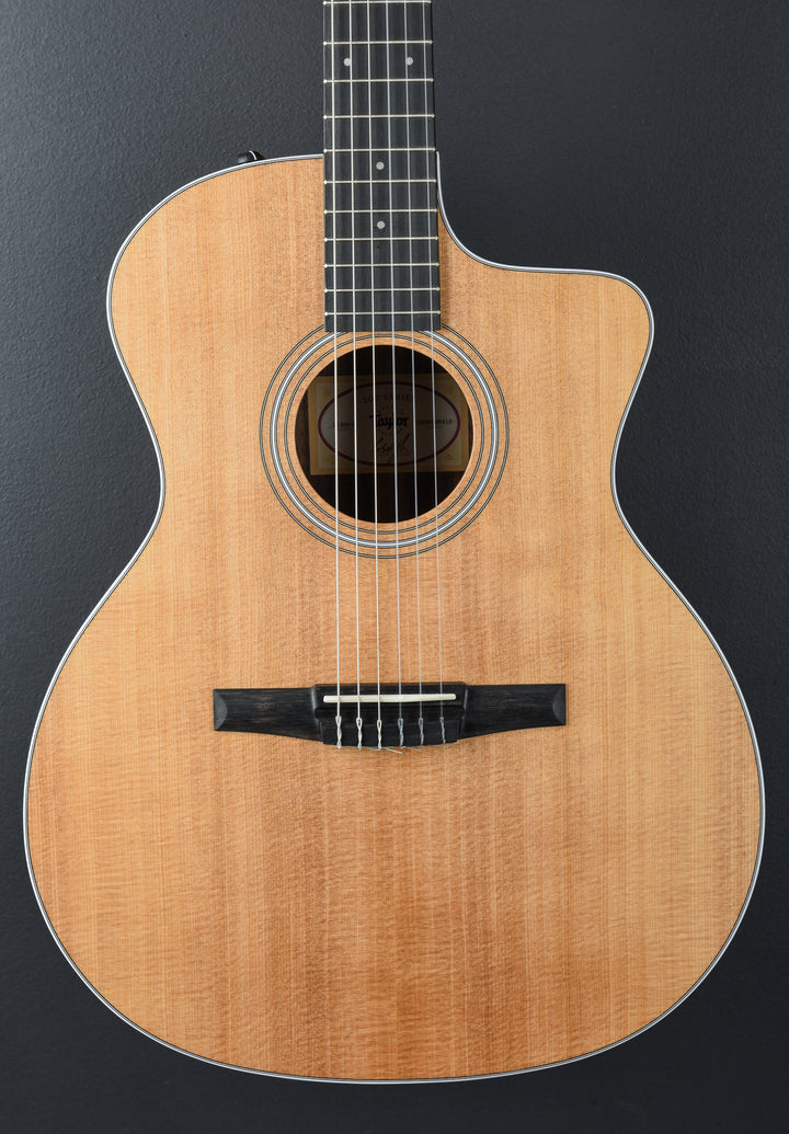 USED 214CE-N Walnut &