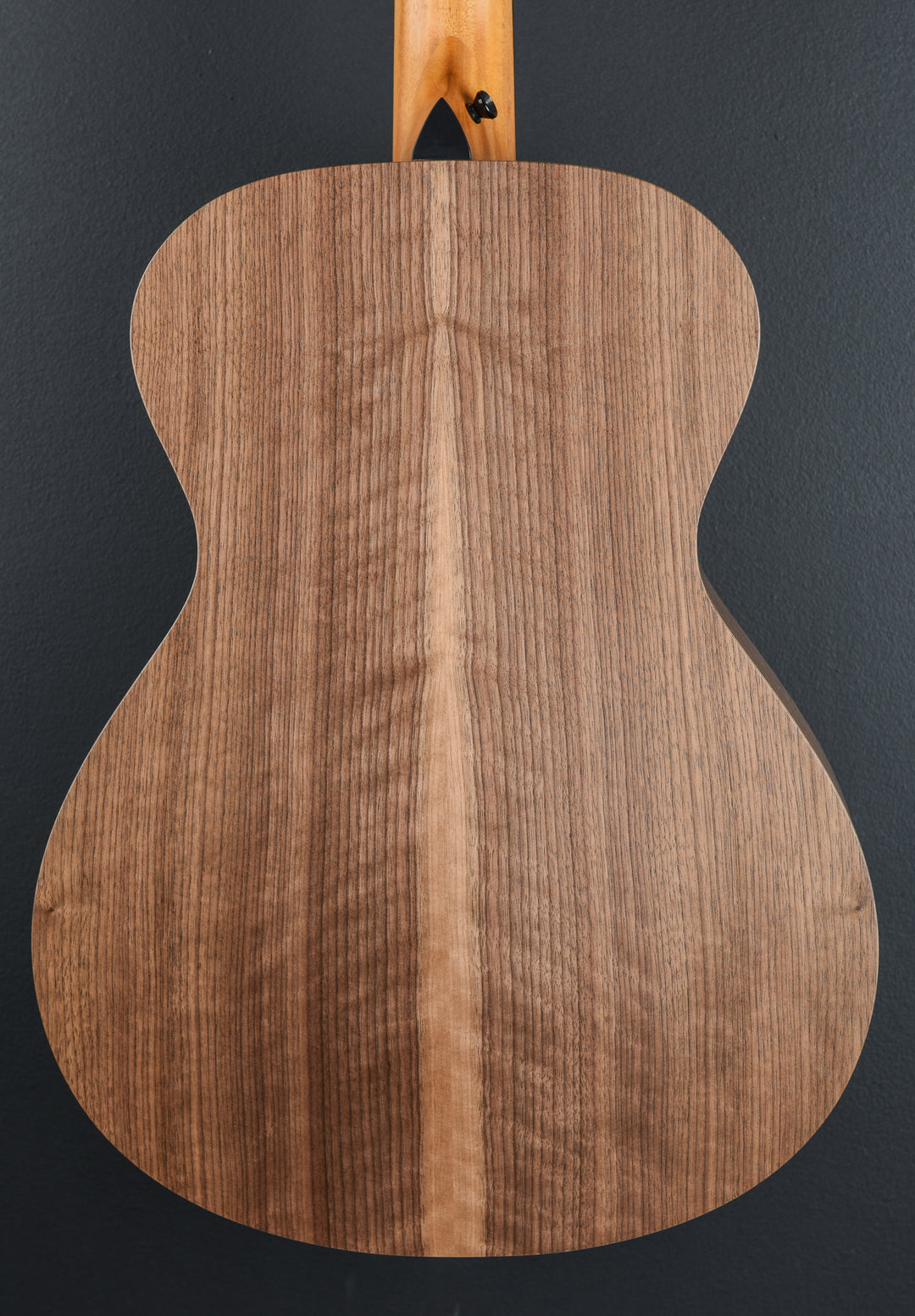 USED Academy 12E-N Left Hand &