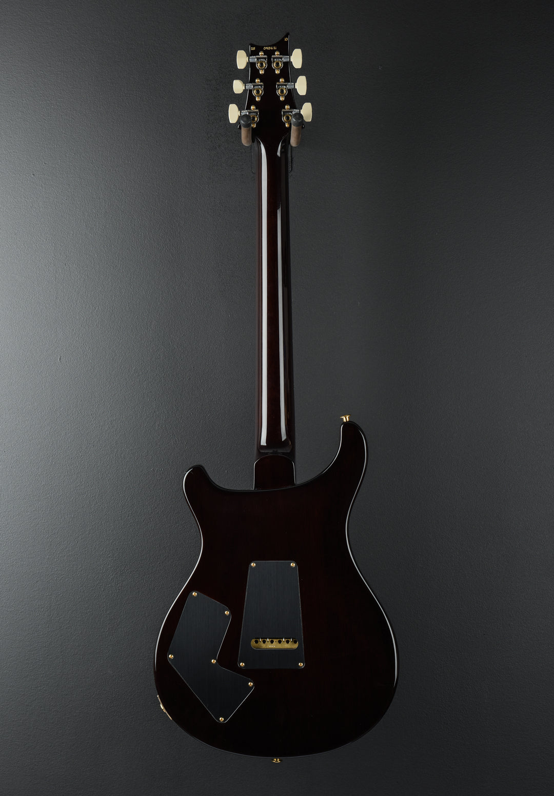 Modern Eagle V 10 Top - Black Gold Wraparound Burst