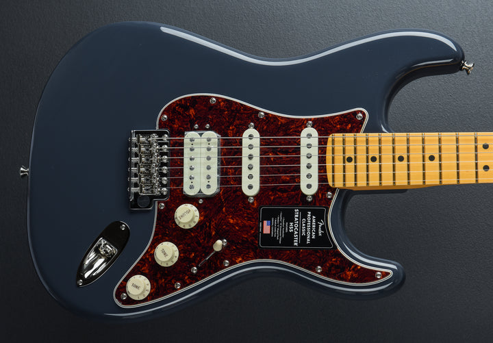 American Professional Classic Stratocaster HSS - Faded Black