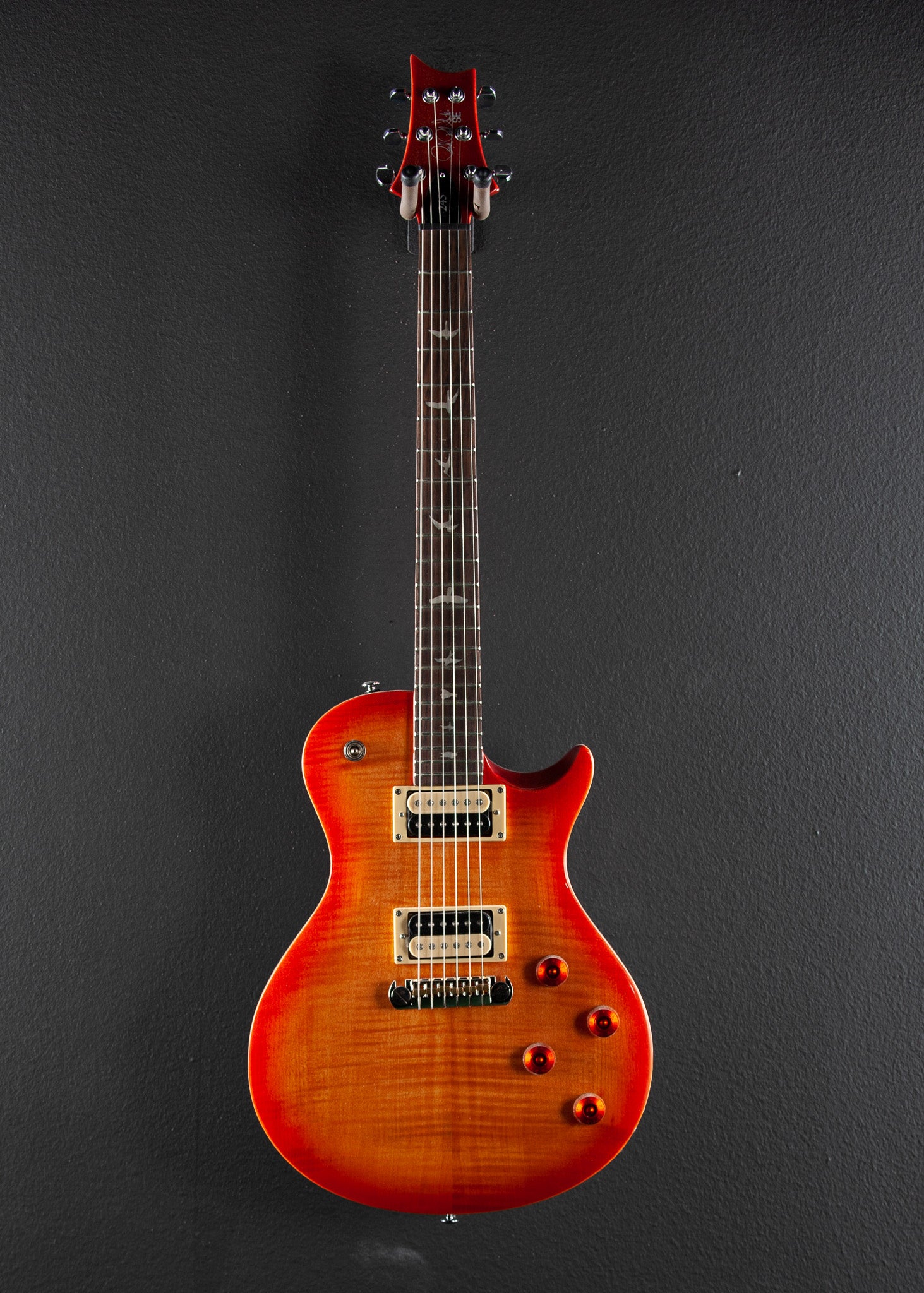 SE 245 '22 – Dave's Guitar Shop