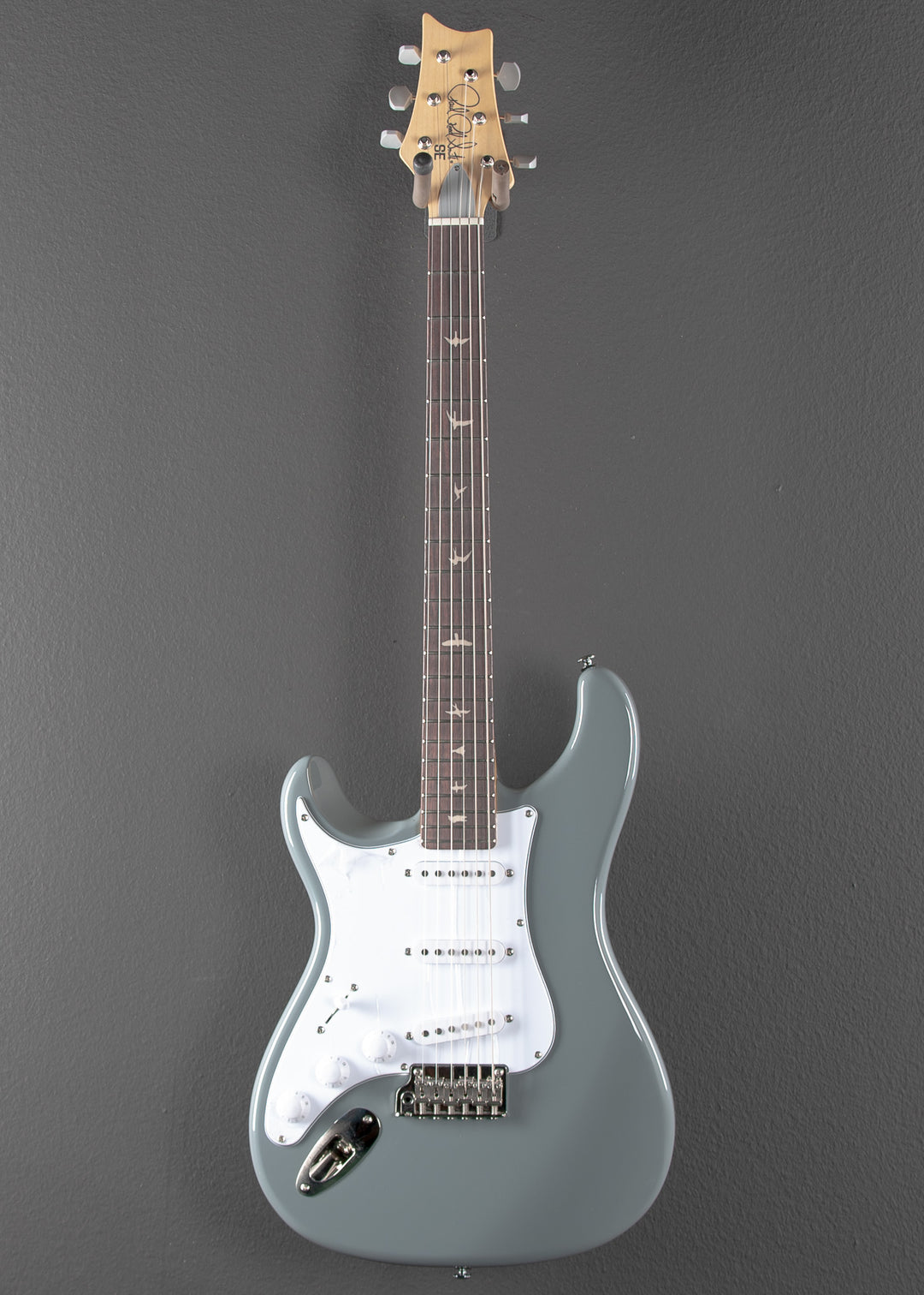SE Silver Sky Left Hand '24