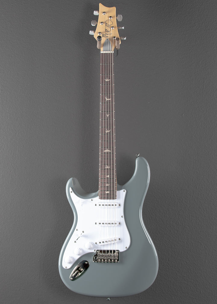 SE Silver Sky Left Hand '24