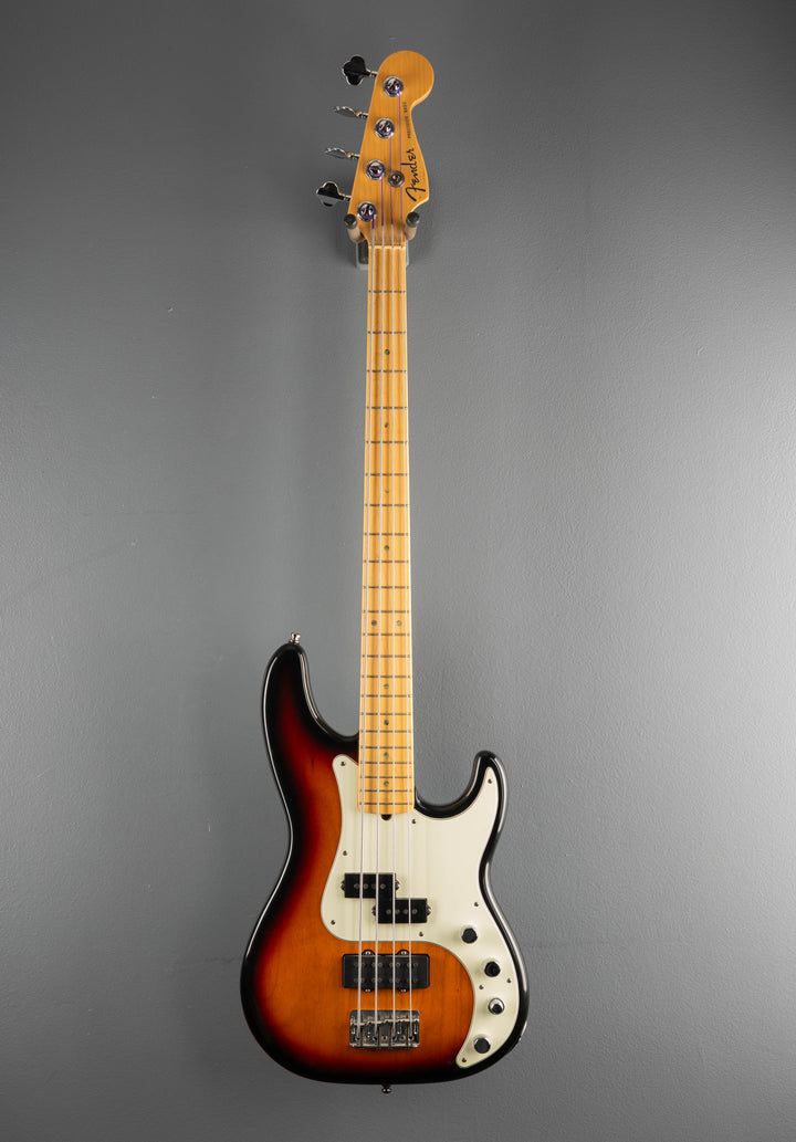 Used American Deluxe Precision Bass &
