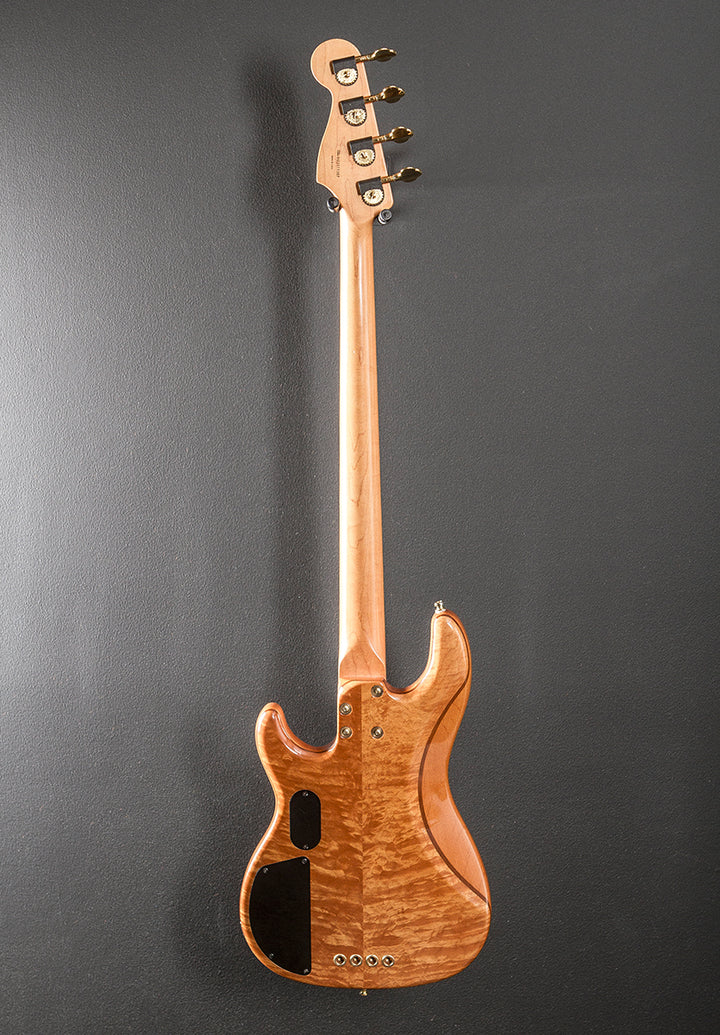 Used American Deluxe Zone Bass '02