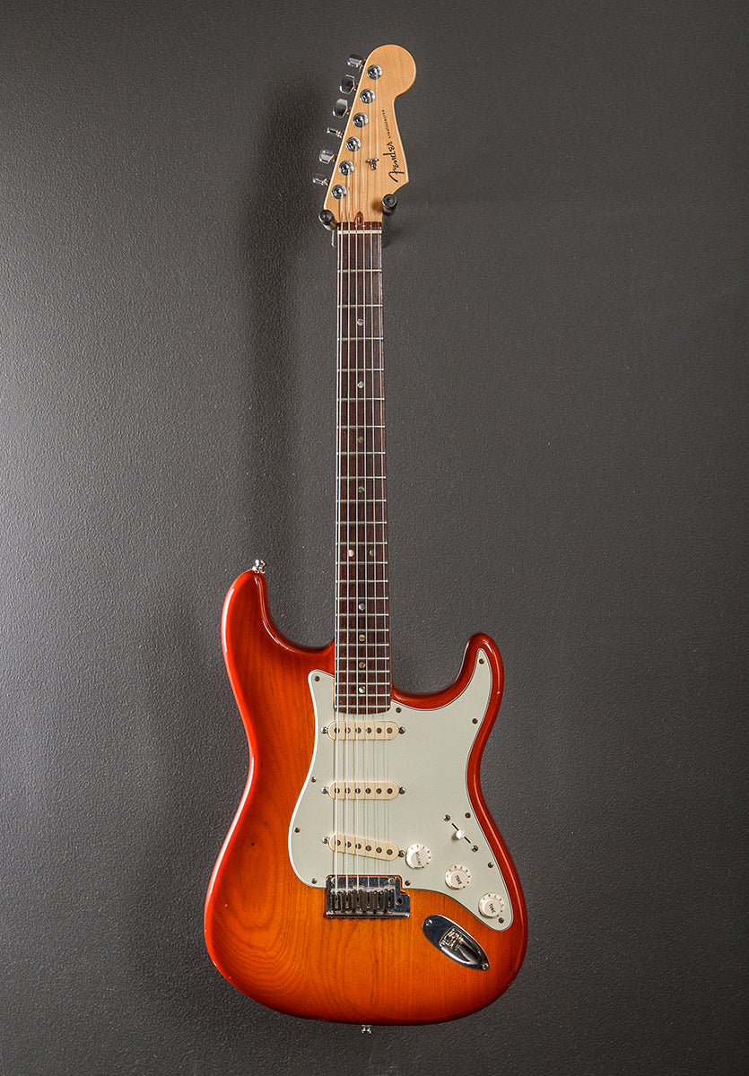 Used American Deluxe Strat '02