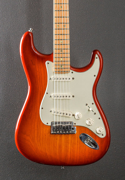 Used American Deluxe Strat '02