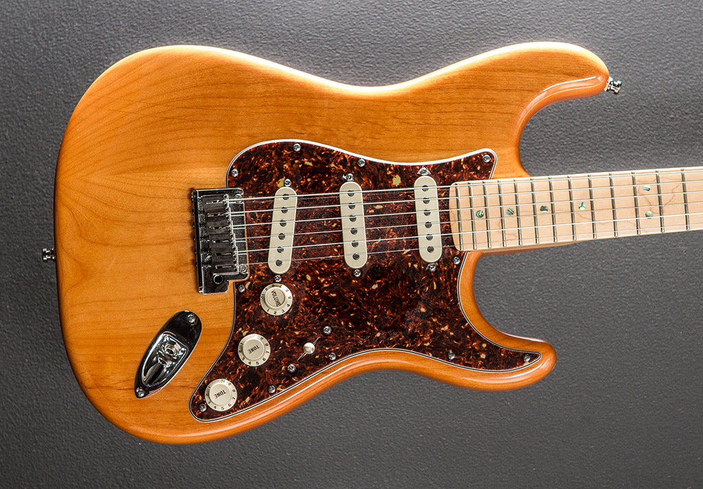 Used American Deluxe Strat '05 – Dave's Guitar Shop