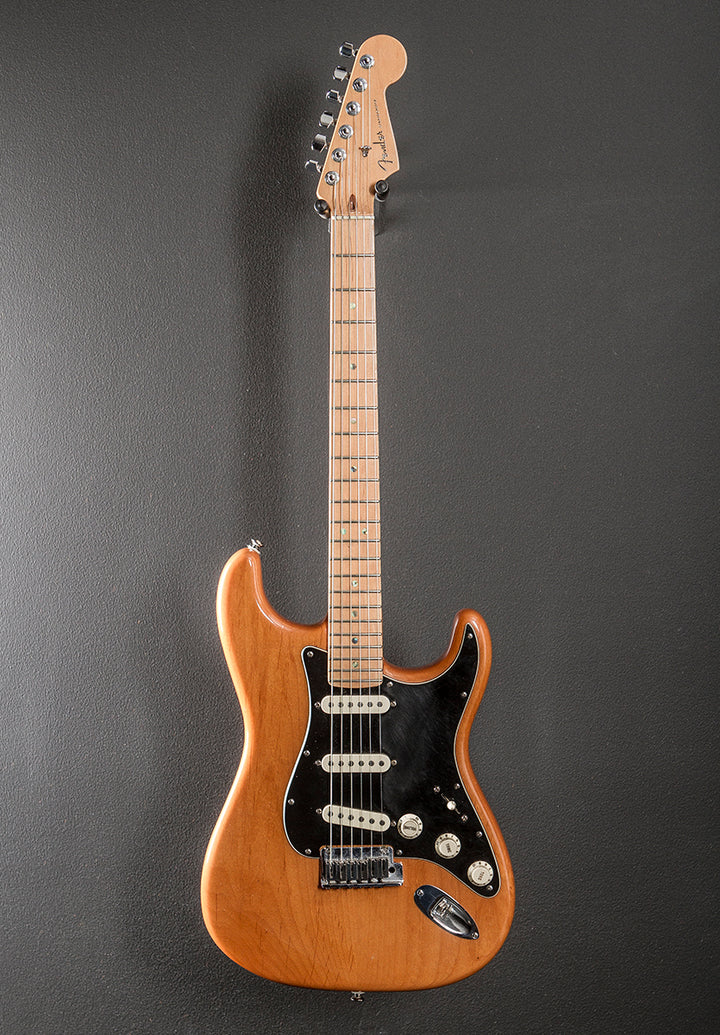 Used American Deluxe Strat '05