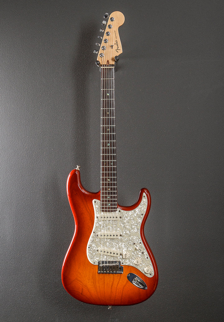 Used American Deluxe Strat '05