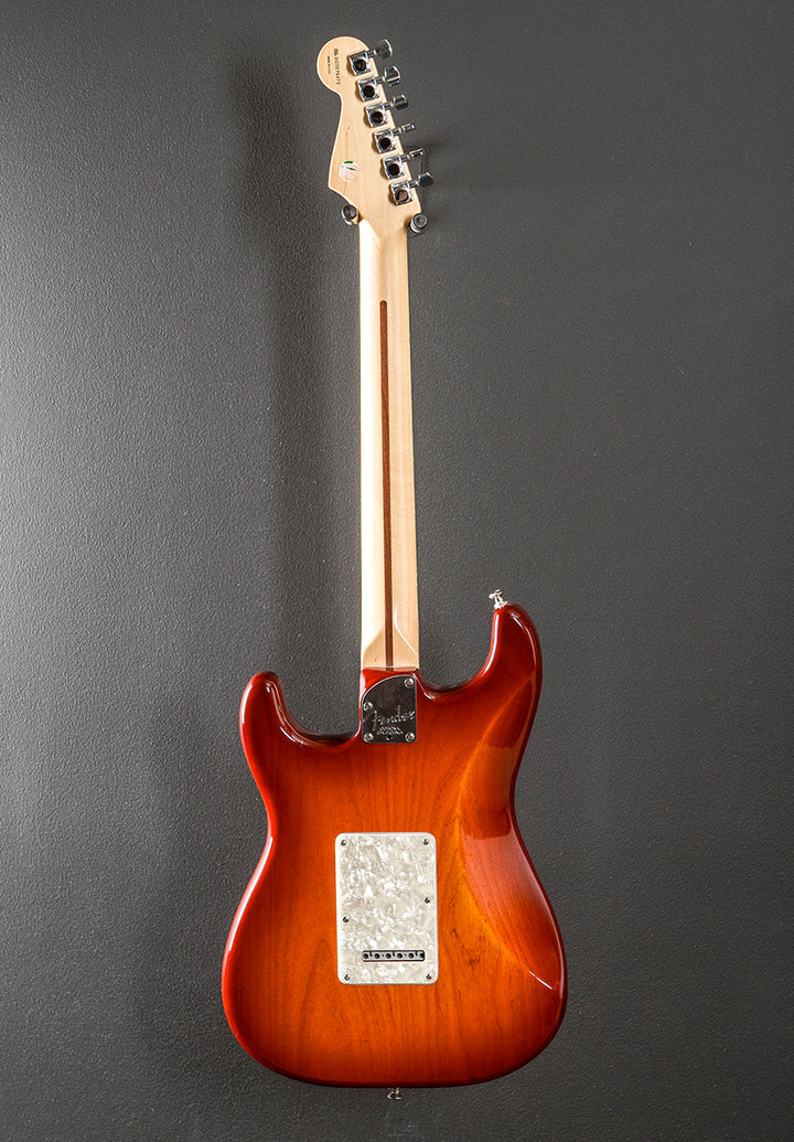 Used American Deluxe Strat '05