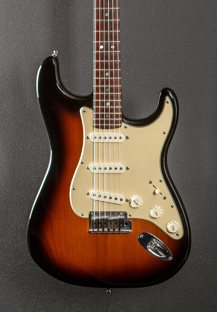 Used American Deluxe Strat '06