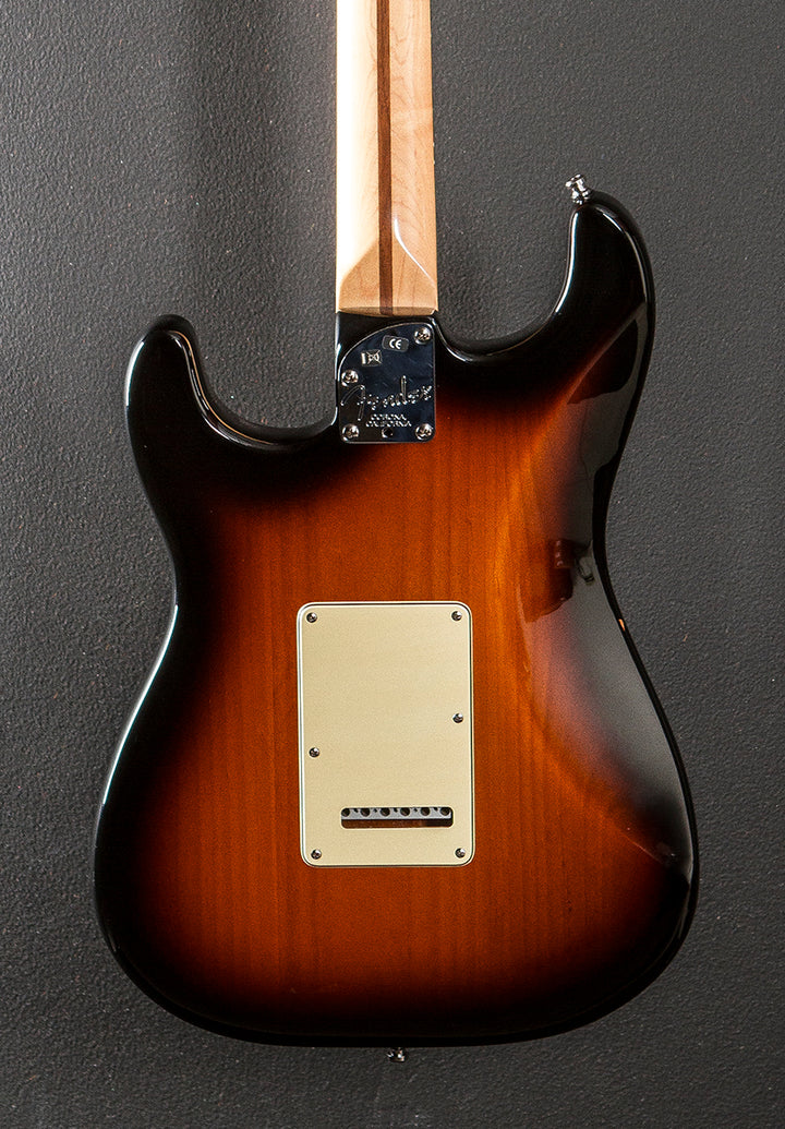 Used American Deluxe Strat '06