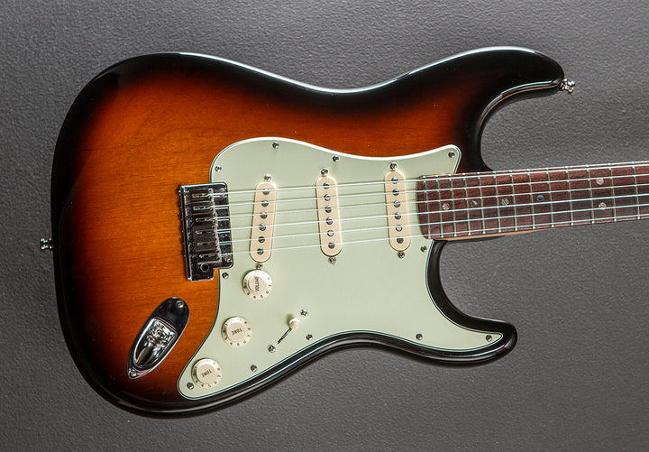 Used American Deluxe Strat '06