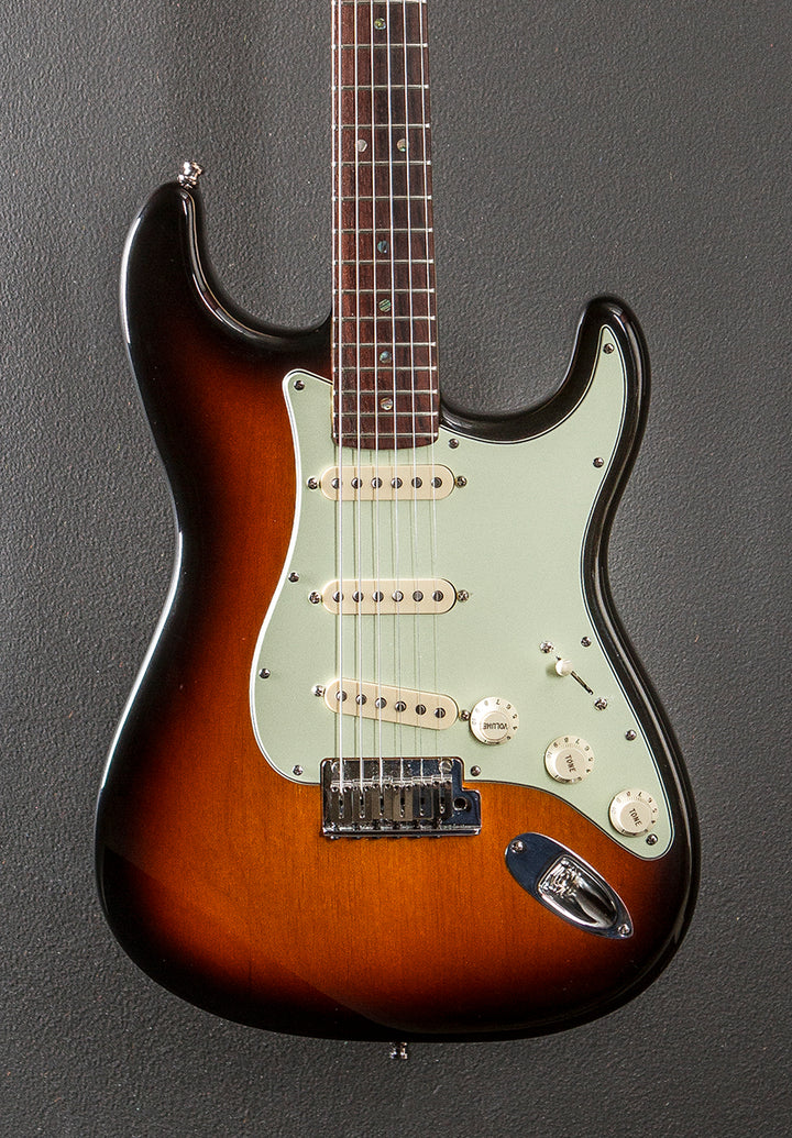 Used American Deluxe Strat '06