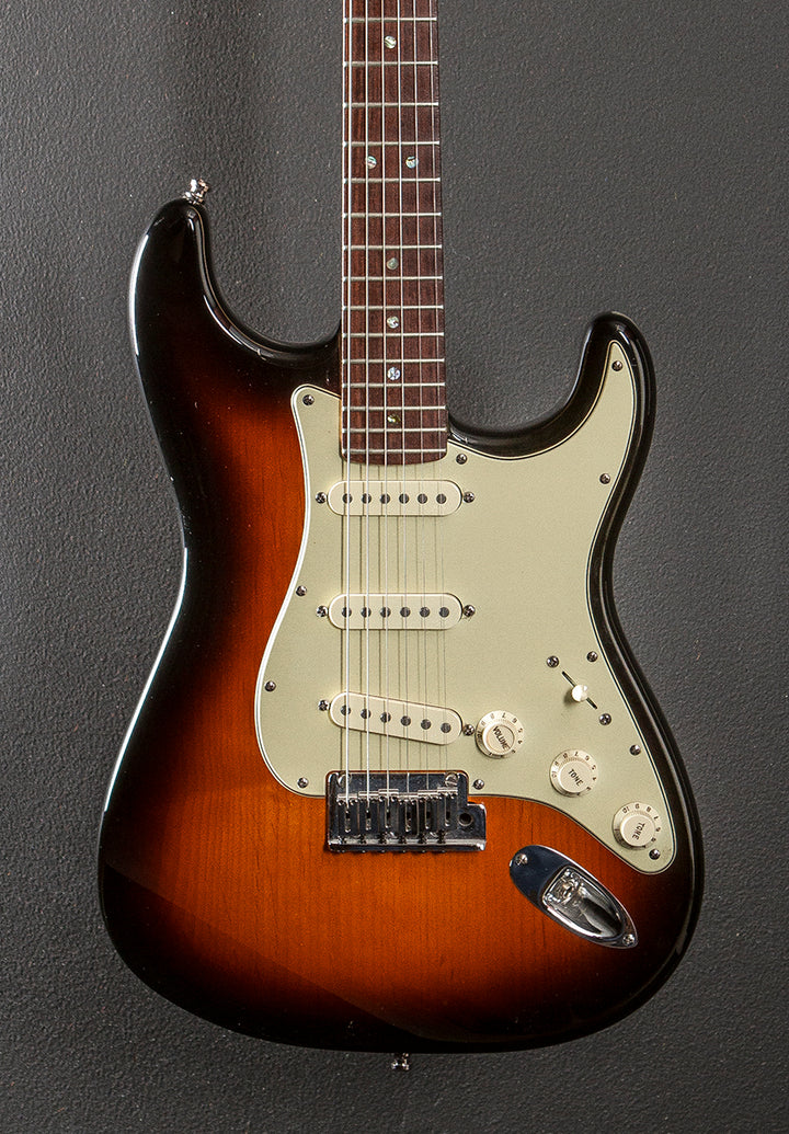 Used American Deluxe Strat '06