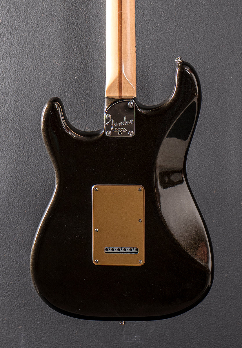 Used American Deluxe HSS Strat &