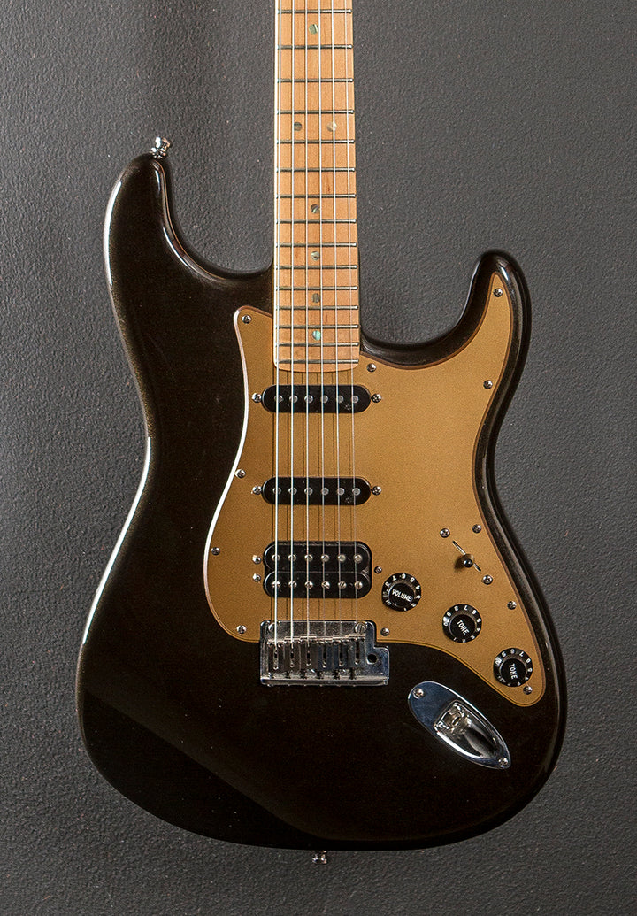 Used American Deluxe HSS Strat '06